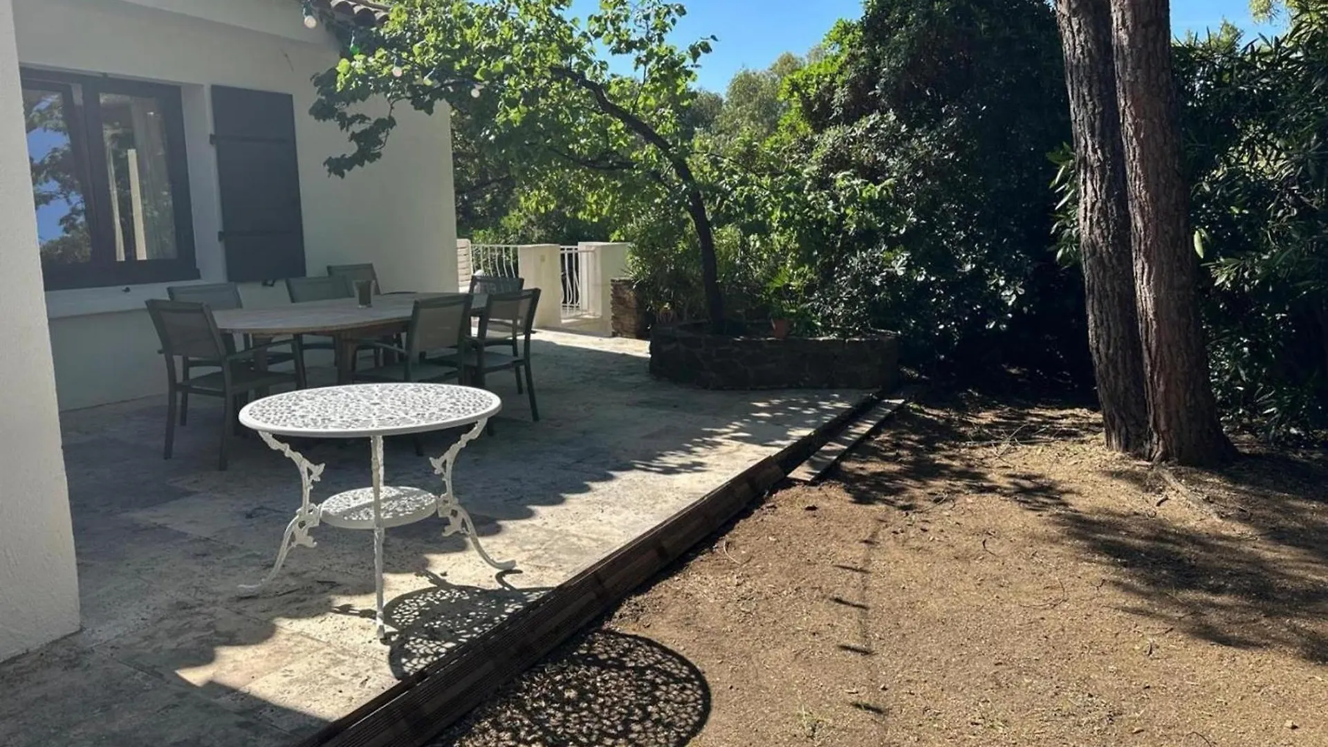 Villa Familiale Climatisee A 5 Min De La Mer Avec Parking Et Wifi - Fr-1-728-17 Sainte-Maxime 0*,  France